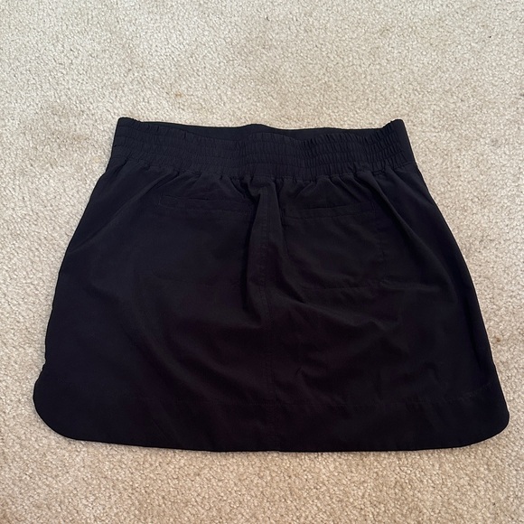 Set of Three Skorts in Black, Burgundy, and Navy - Picture 3 of 7